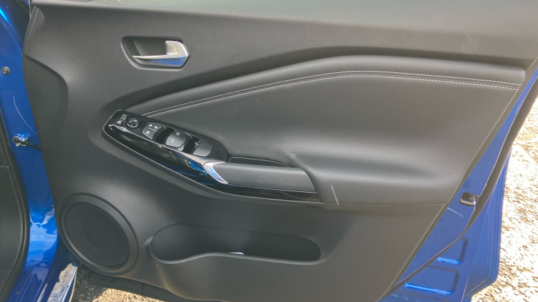 Nissan Juke 1.0 DiG-T Tekna 5dr Petrol Hatchback